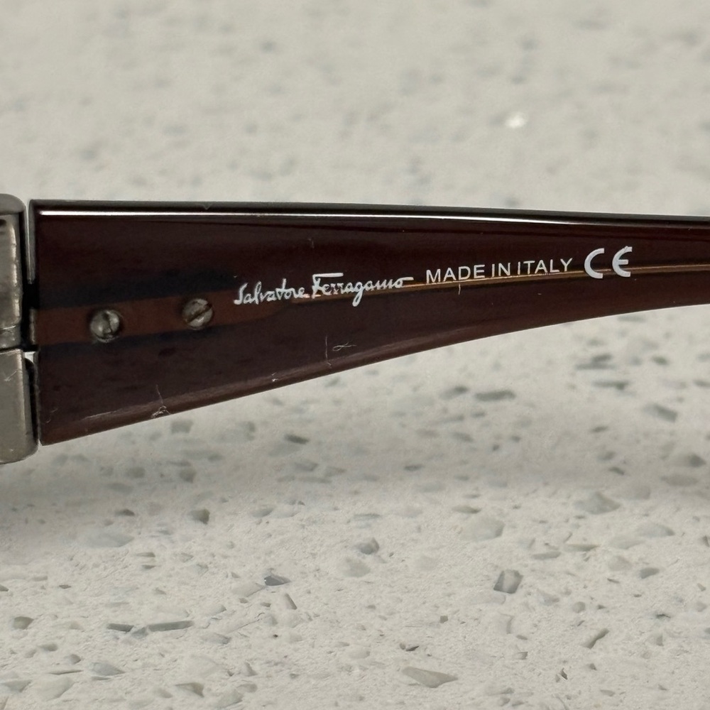 Salvatore Ferragamo Preowned Brown Oversized Sunglasses - Picture 4 of 8